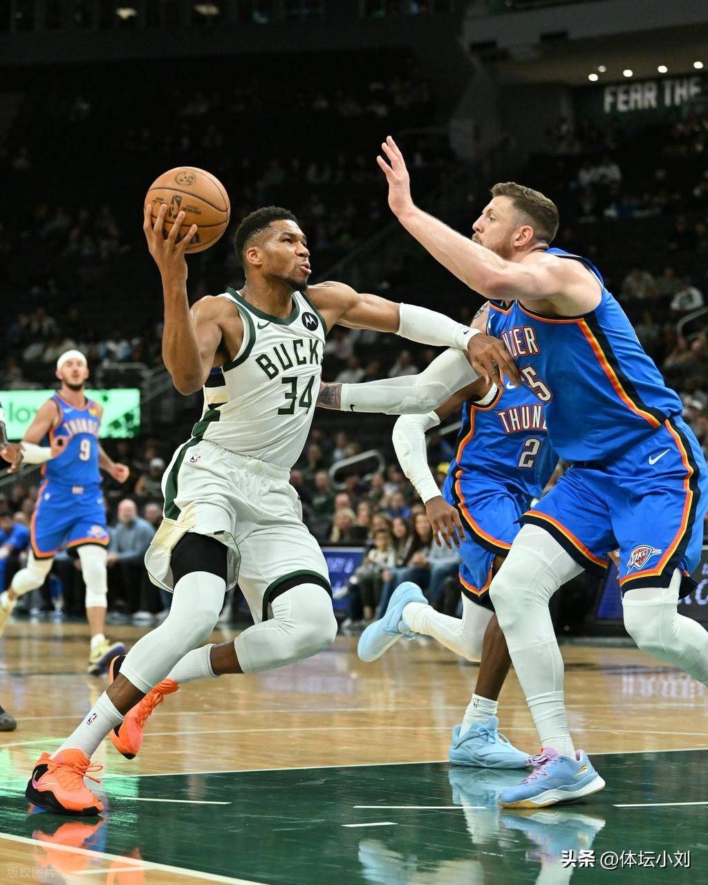 包含集结日密尔沃基雄鹿门线救险:NBA总决赛节点到来,引发热议,年轻球员得到机会的词条 包含集结日密尔沃基雄鹿门线救险:NBA总决赛节点到来,引发热议,年轻球员得到机会的词条